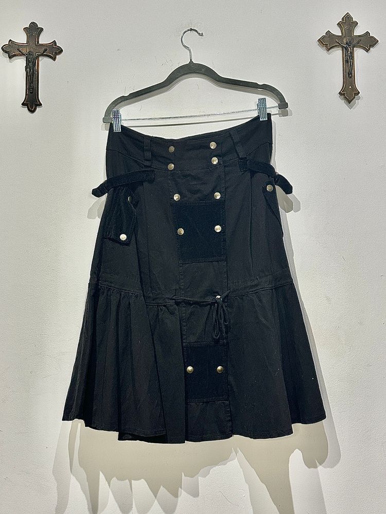 Vintage gothic Black Skirt With Button And Pocket Details